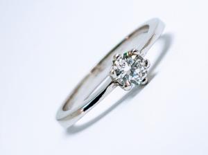 Zásnubní prsten 77